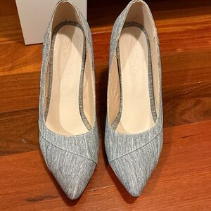 Elegant Gray Women's Heels